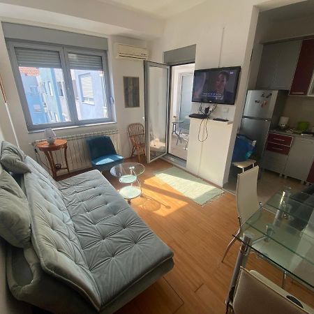 Sofy Center Apartment Novi Sad Buitenkant foto
